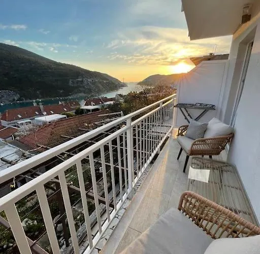Beautiful With Balcony & Sea View アパート *