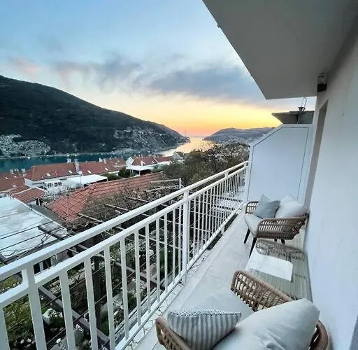 アパート Beautiful With Balcony & Sea View *